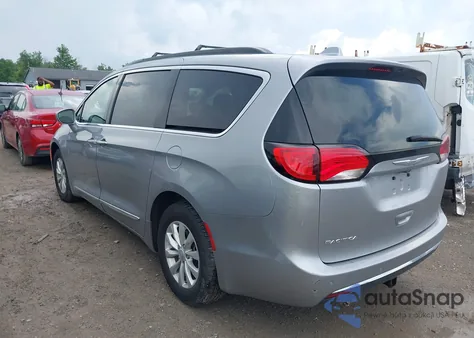 2017 Chrysler Pacifica Touring-L from USA, damaged, VIN 2C4RC1BG1HR729432